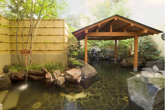 夕亭　露天風呂　コンパニオン宴